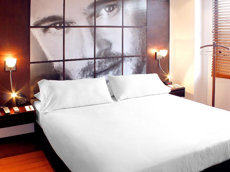 Hotel Celebrities Suites Bogotá Esterno foto