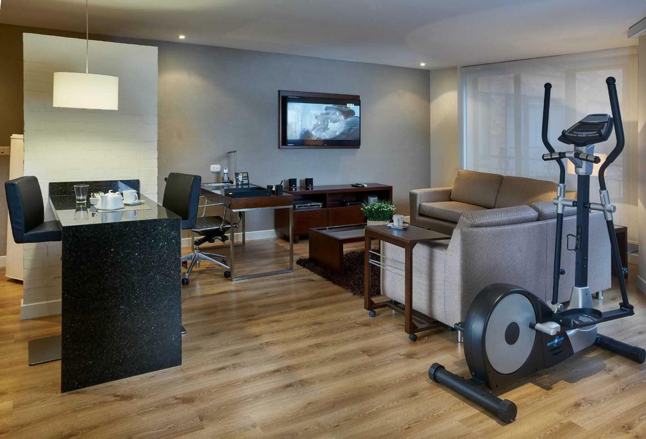 Hotel Celebrities Suites Bogotá Esterno foto